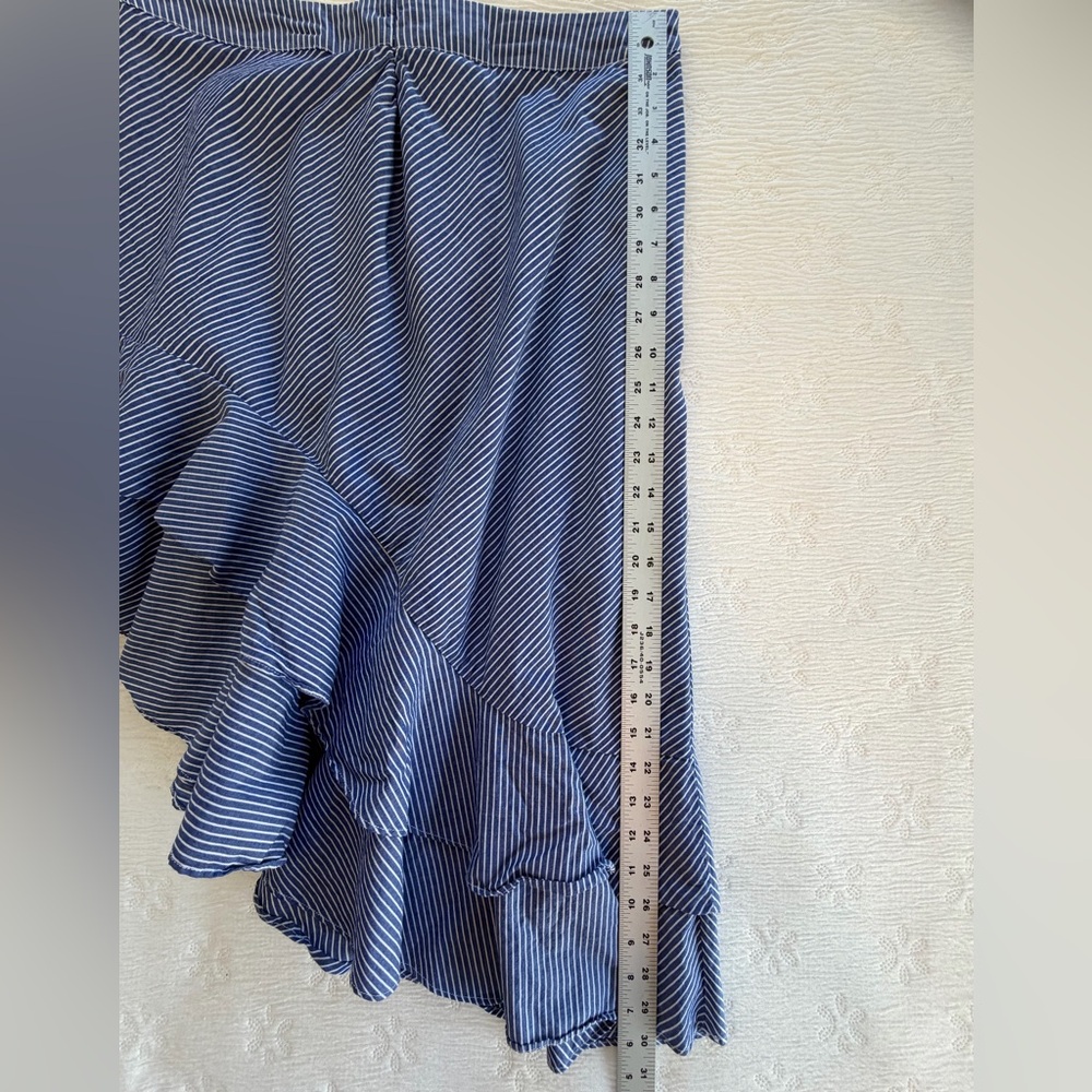 Asymmetrical Skirt Blue Pin Stripe tiered ruffles size L - Picture 9 of 9